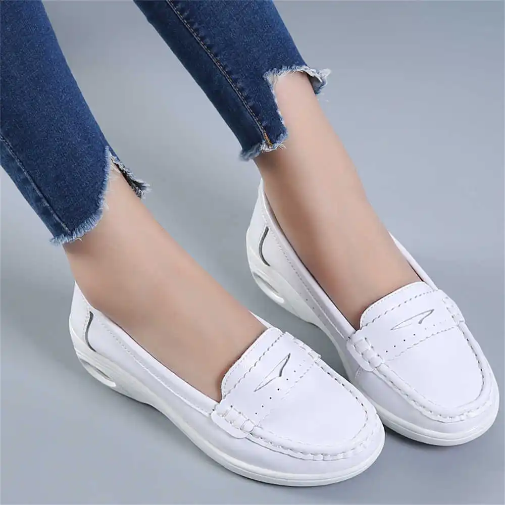 Thick Sole Slipon White Traine - Office Tech Outfits recension och pris